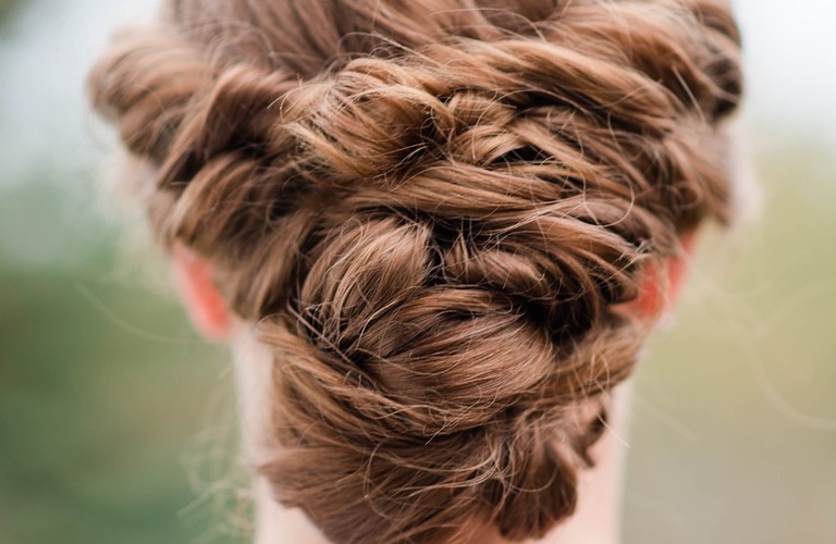 ヘアメイクアーティストとしての未来を切り開く転職サポート